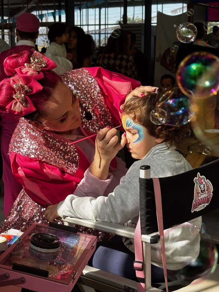 Face Painting & Balloons, photo 1